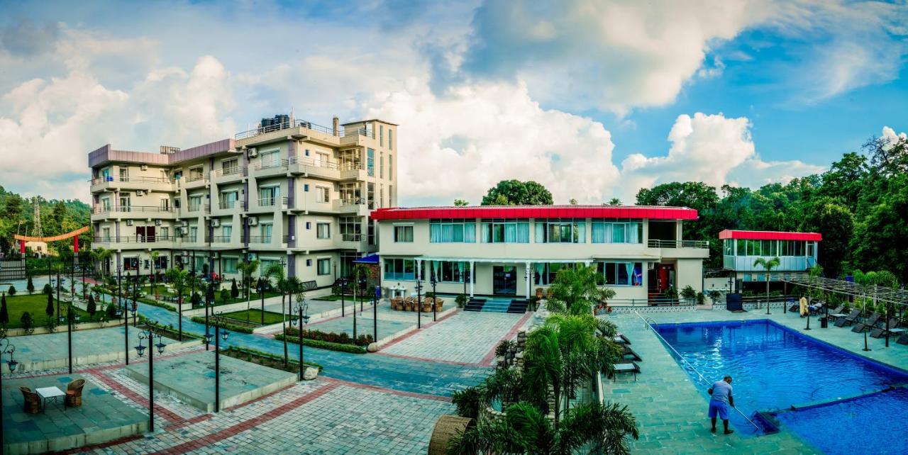 Quick 20 Riverside Hotel Amlekhganj Екстер'єр фото