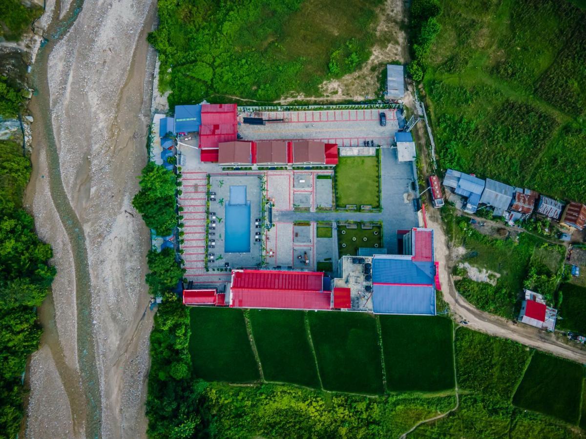 Quick 20 Riverside Hotel Amlekhganj Екстер'єр фото